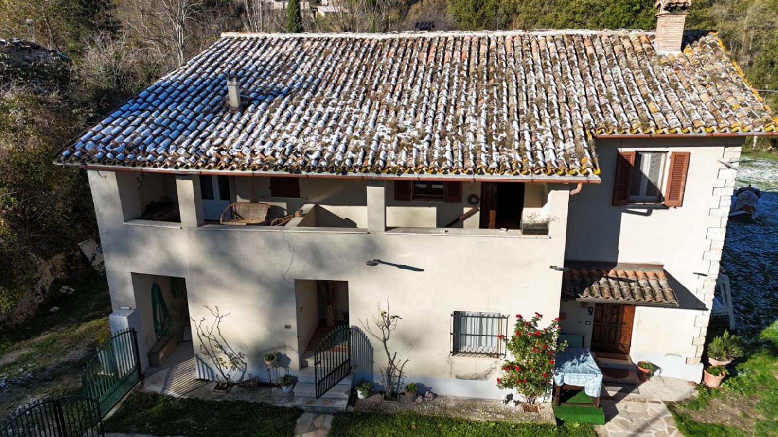La Casa Di Elena Hotell Camerino Exteriör bild